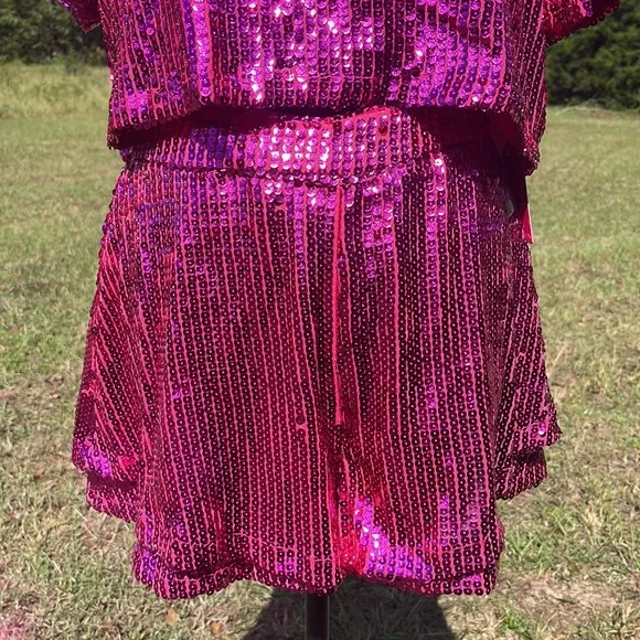 Buddy love x Raelynn 2 piece Laura sequin set. Merlot. Size medium. NWT! - Picture 3 of 6